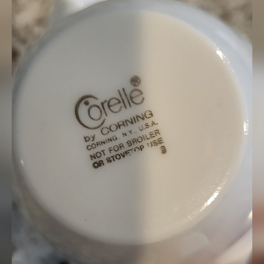 Corelle White Winter Frost Ceramic Creamer - Picture 5 of 5